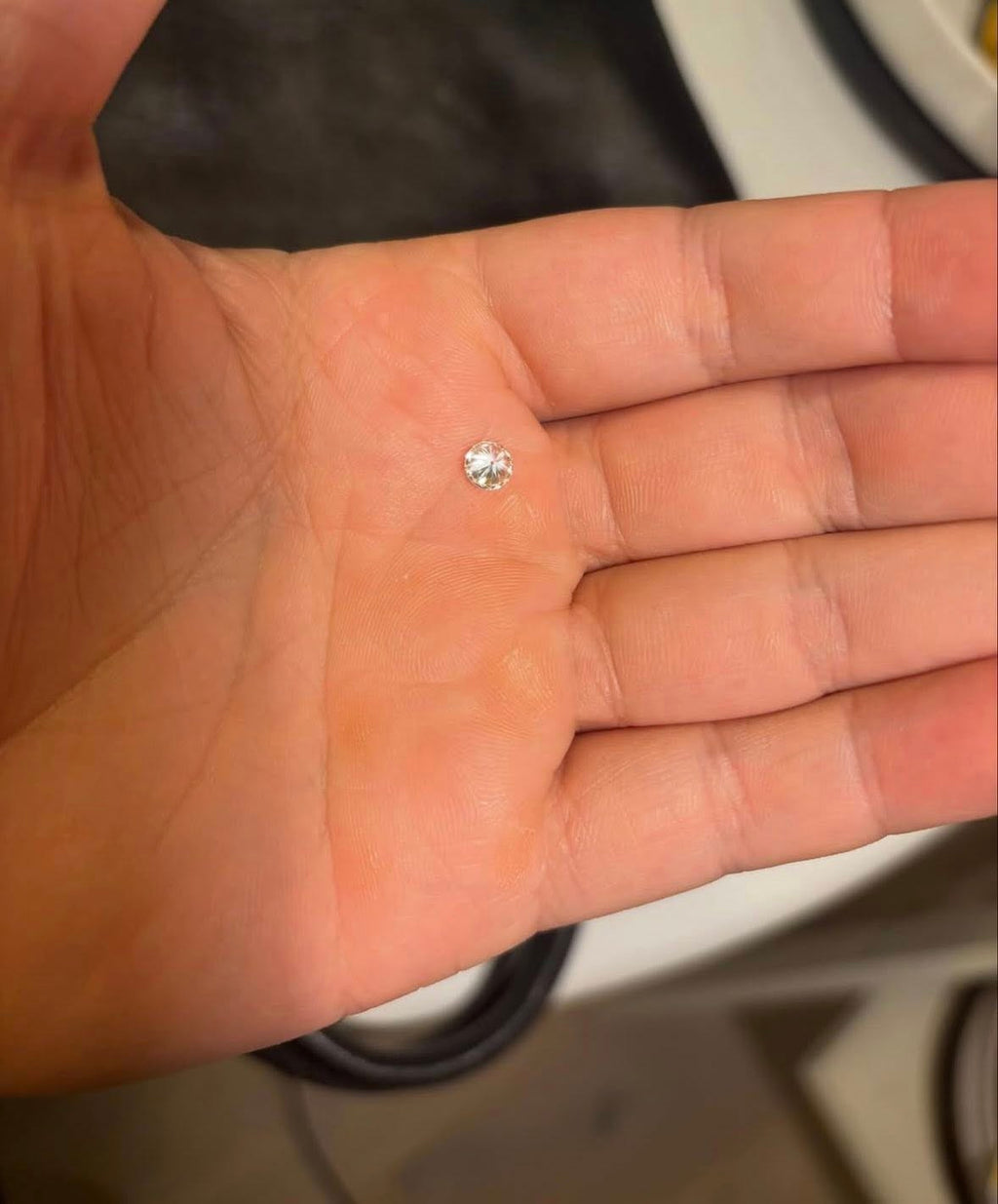 Natural Diamond 0.54 ct Round Brilliant – G / IF – 3EX – IGI Certified & Laser Inscribed