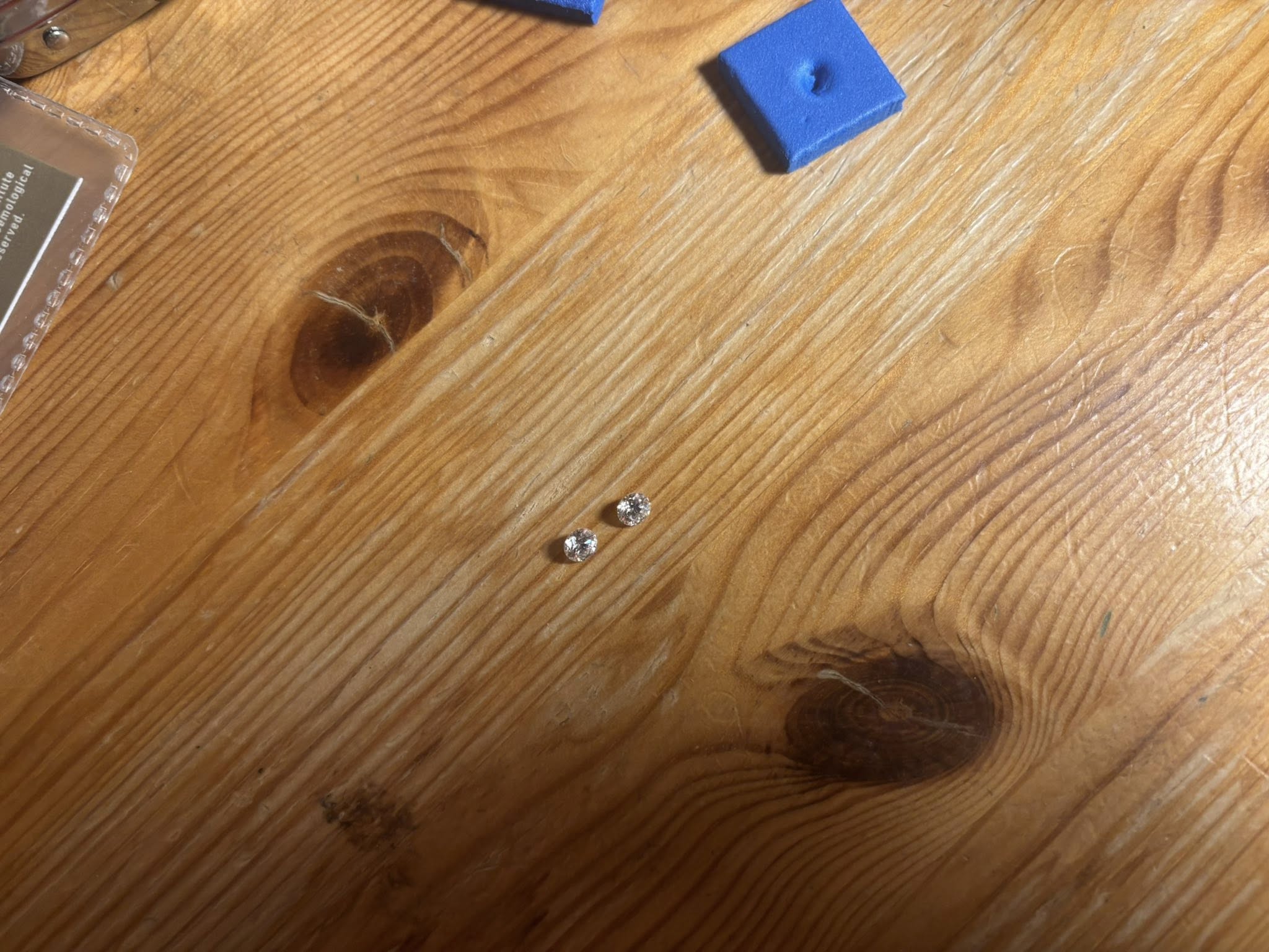 Matching Pair Natural Diamonds – 0.60 ct Total (0.30 ct Each) – Round Brilliant – D / VVS1 – GIA Certified & Laser Inscribed