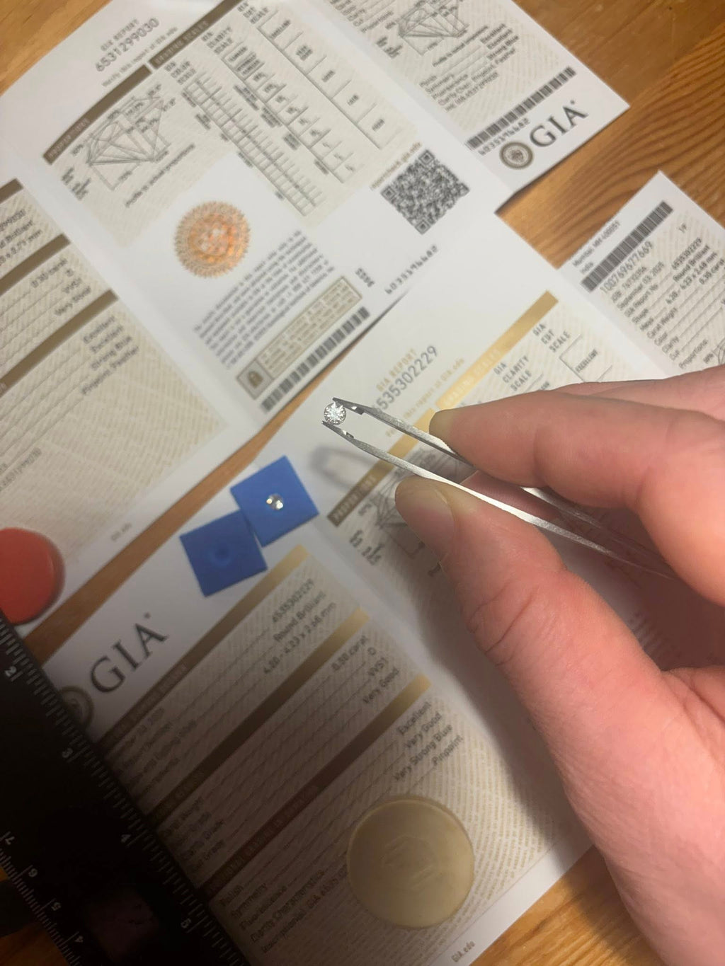 Matching Pair Natural Diamonds – 0.60 ct Total (0.30 ct Each) – Round Brilliant – D / VVS1 – GIA Certified & Laser Inscribed