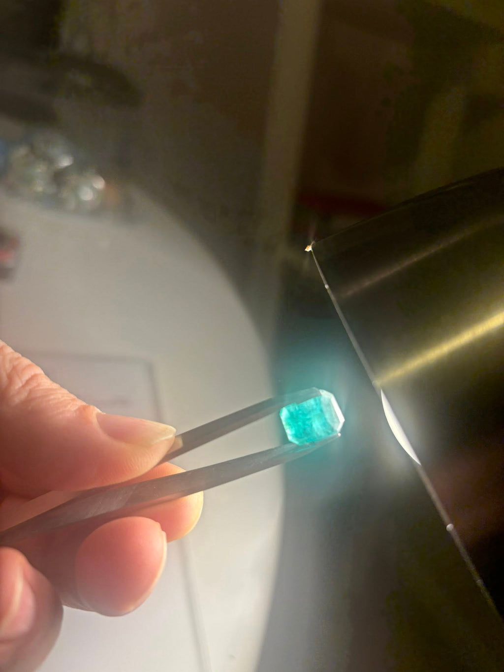 NATURAL ZAMBIAN EMERALD – 4.77 CT OCTAGONAL CUT · ZAMBIA (KAFUBU) · BELLEROPHON CERTIFIED · VIDEO INCLUDED