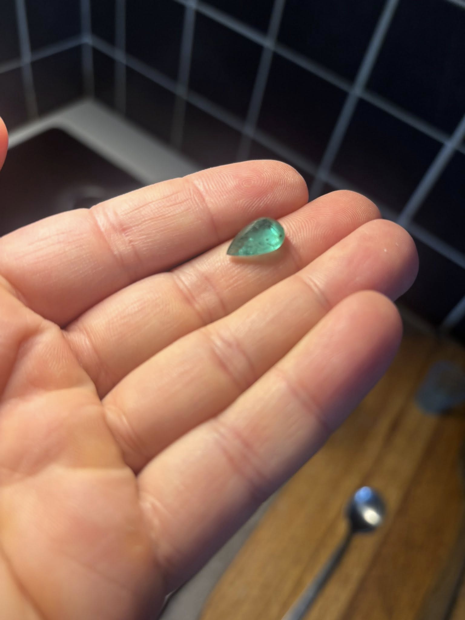 Natural Emerald 3.155 ct – Pear Cut – Bellerophon Certified