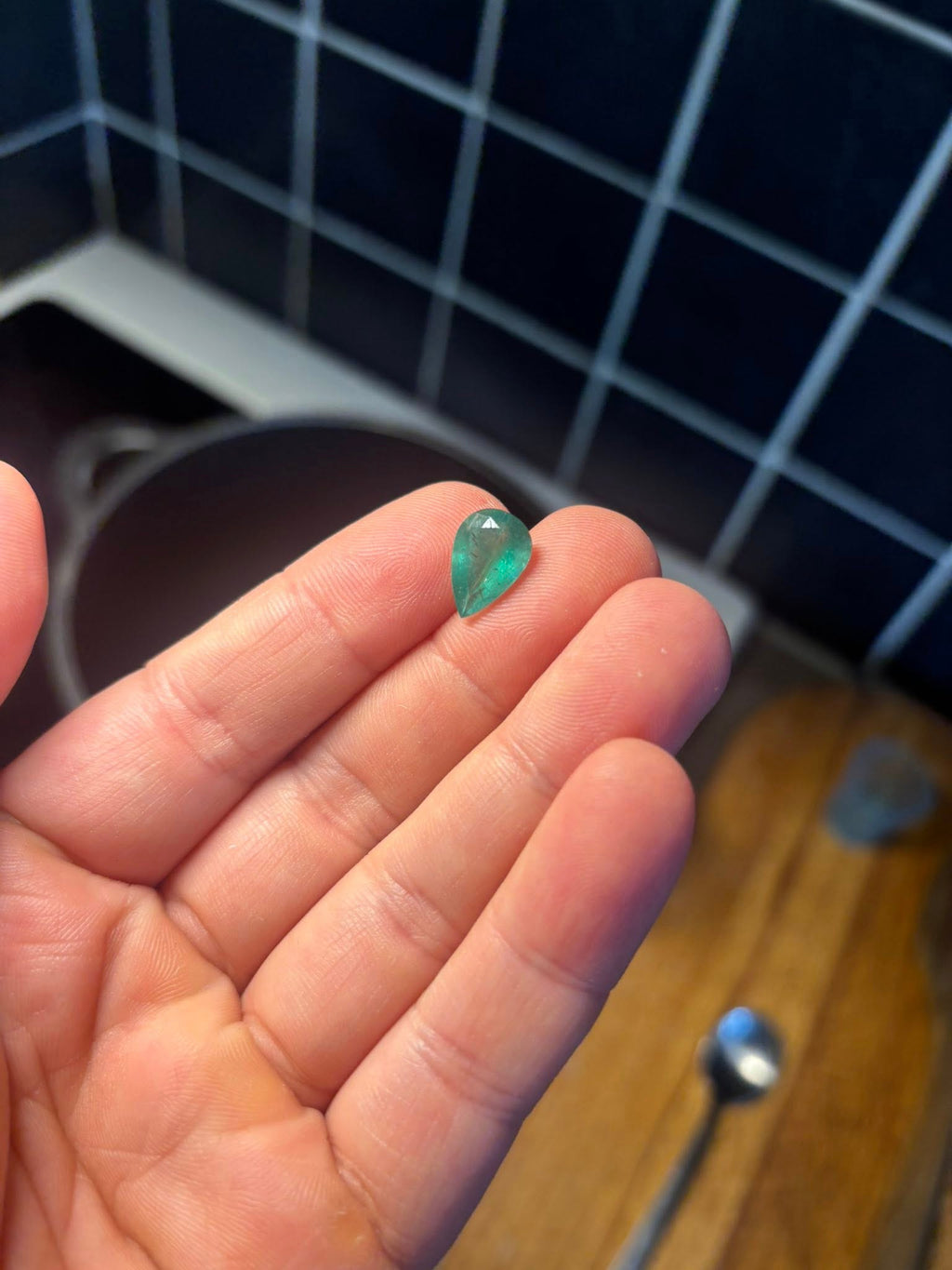 Natural Emerald 3.155 ct – Pear Cut – Bellerophon Certified