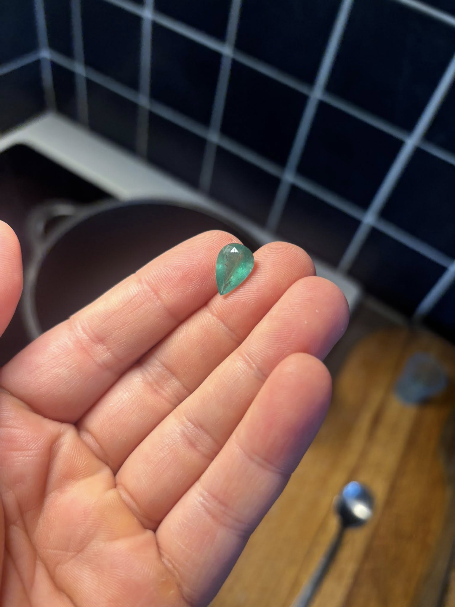 Natural Emerald 3.155 ct – Pear Cut – Bellerophon Certified