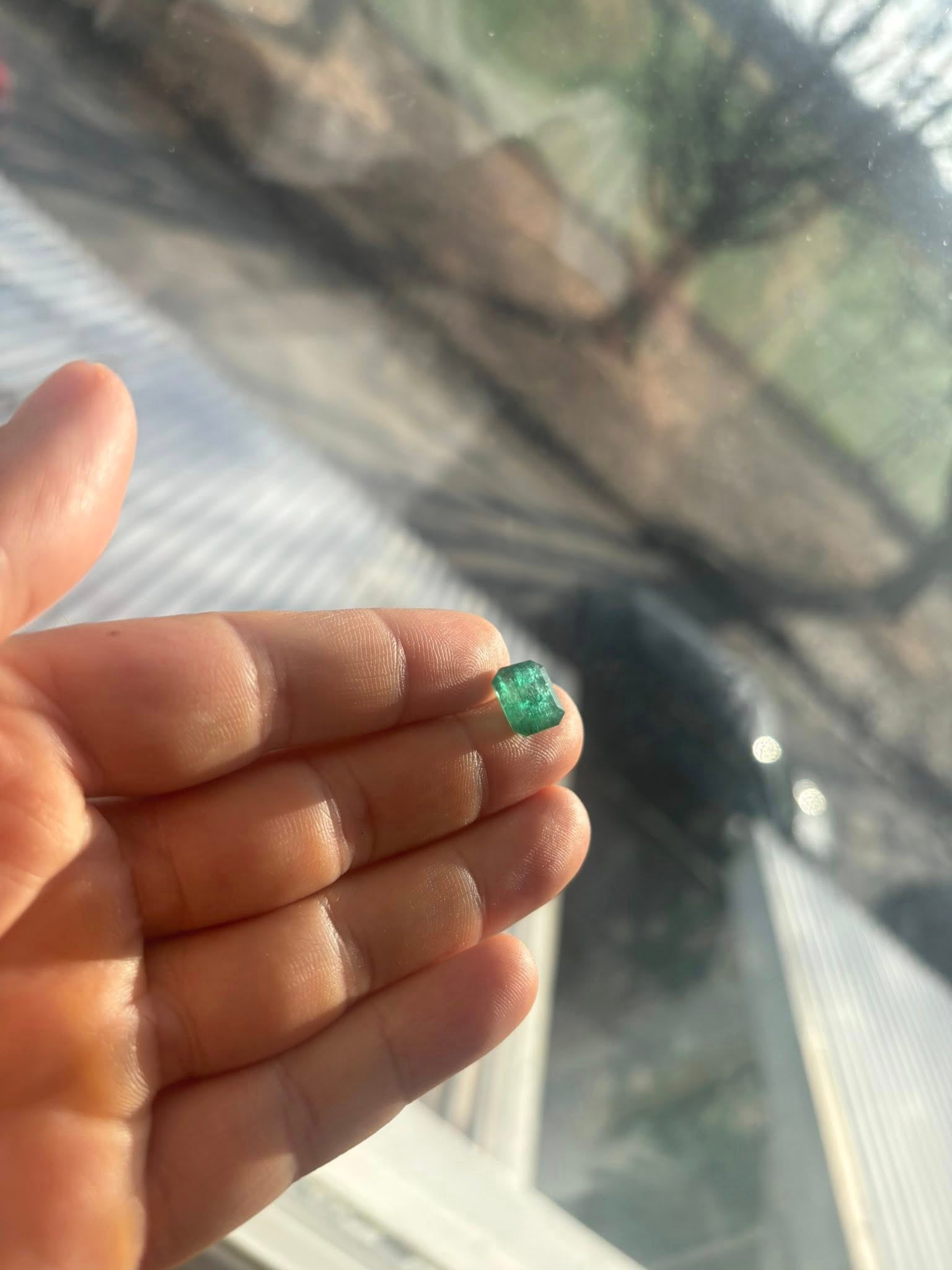 NATURAL ZAMBIAN EMERALD – 4.77 CT OCTAGONAL CUT · ZAMBIA (KAFUBU) · BELLEROPHON CERTIFIED · VIDEO INCLUDED