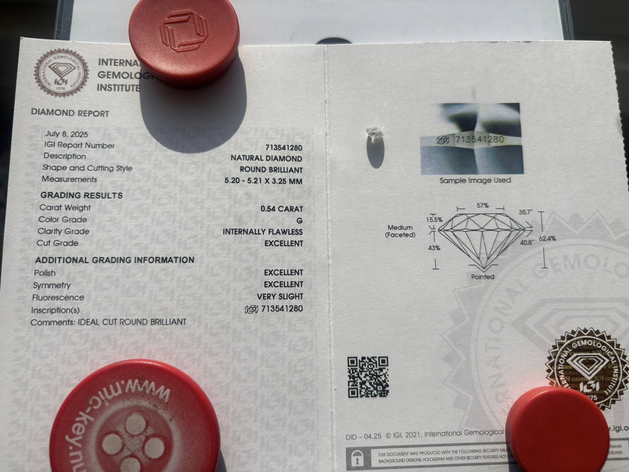 Natural Diamond 0.54 ct Round Brilliant – G / IF – 3EX – IGI Certified & Laser Inscribed