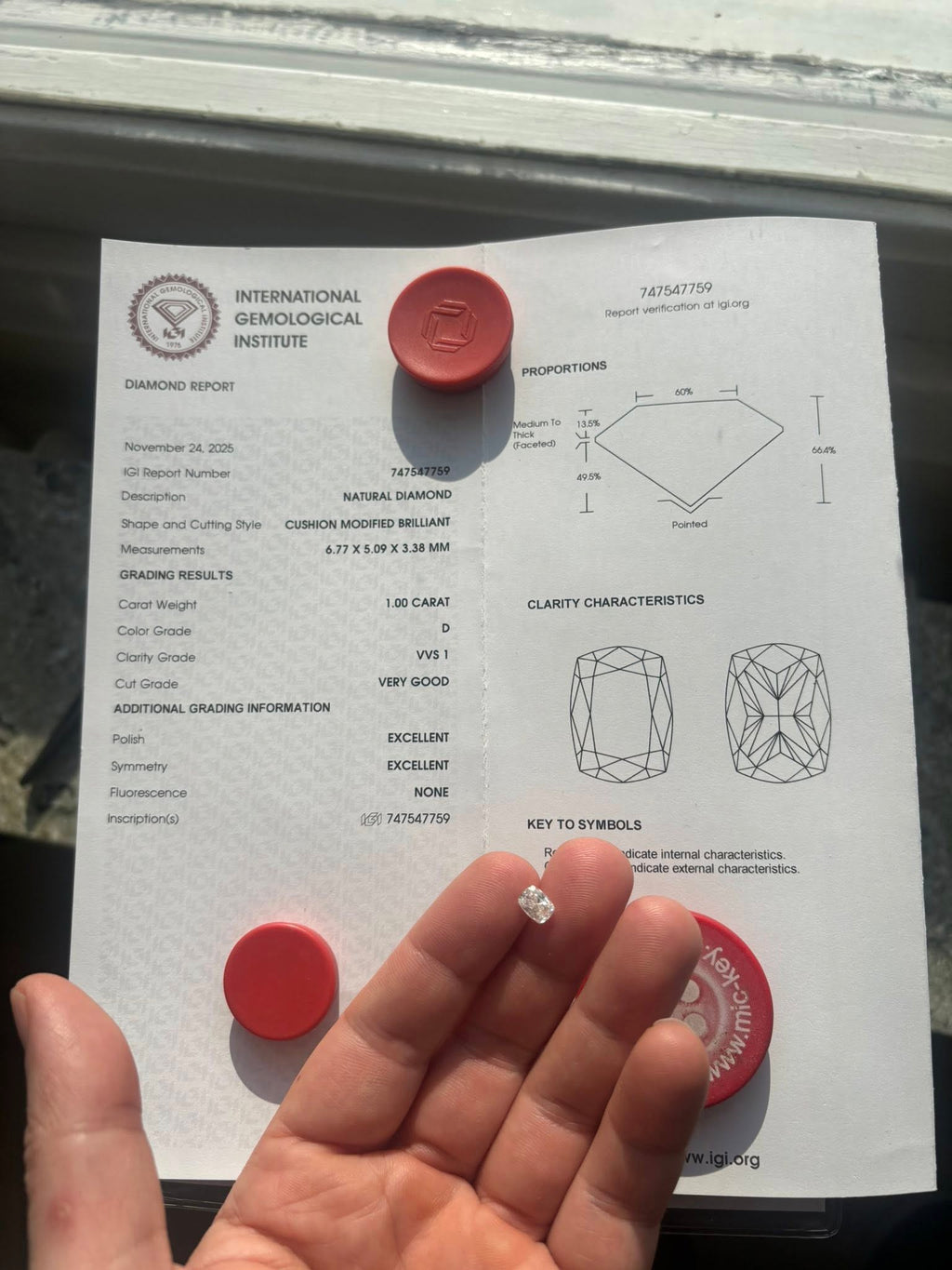 1.00 ct D-Color Diamond Pendant | VVS1 Clarity – IGI Certified & Laser-Verified